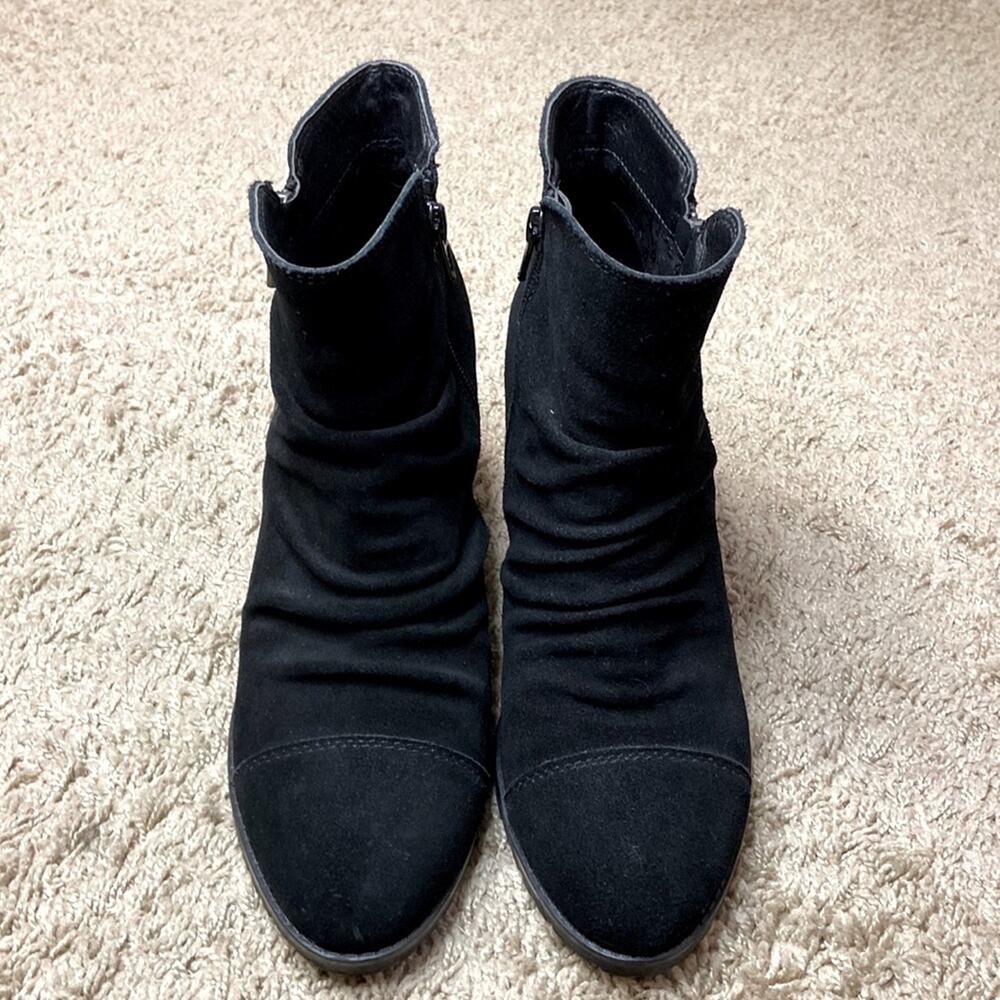 White Mountain Women Black Suede Leather Zip Up Ruching Style Bootie Size 8.5